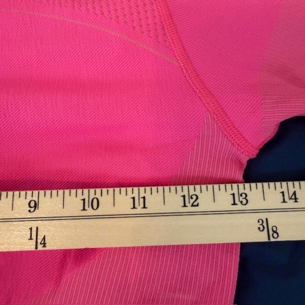 Gymshark Ultra Seamless‎ Crop Top Back Cutouts Hot Pink Small - Picture 6 of 8